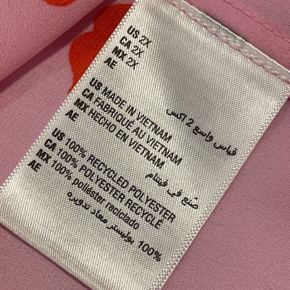 ~ NEW Macy's 2x Blouse Pink Red Lips Kiss Long Sleeve Button Shirt Flowy XXL NWT - Picture 11 of 12